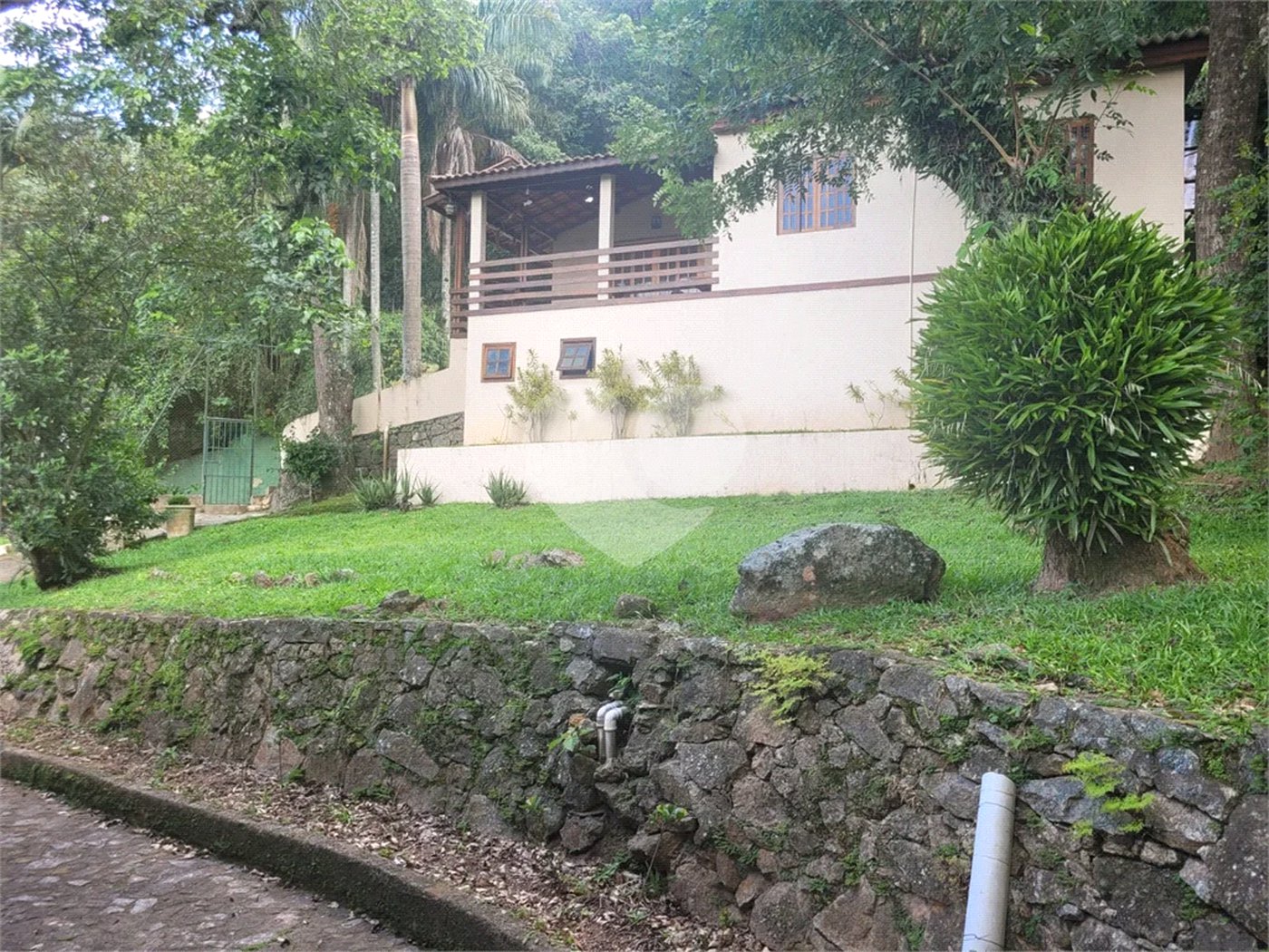 Sítio à venda com 6 quartos, sendo 3 suítes, em Serra da Cantareira, Mairiporã, SP