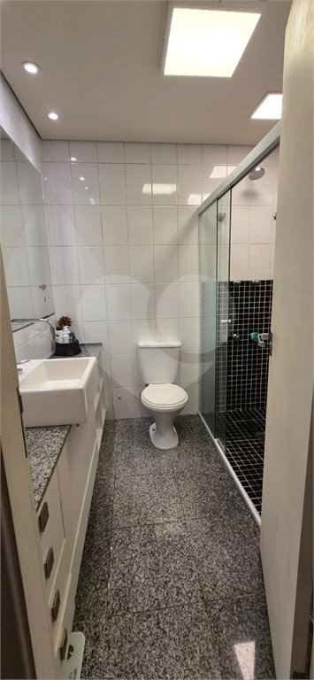 Casa à venda com 3 quartos, sendo 1 suíte, no condomínio Townhouse Village Morumbi, São Paulo - SP