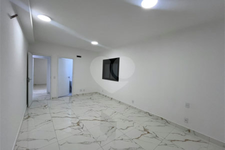 Apartamento à venda com 2 suítes no Centro, Itapetininga, SP