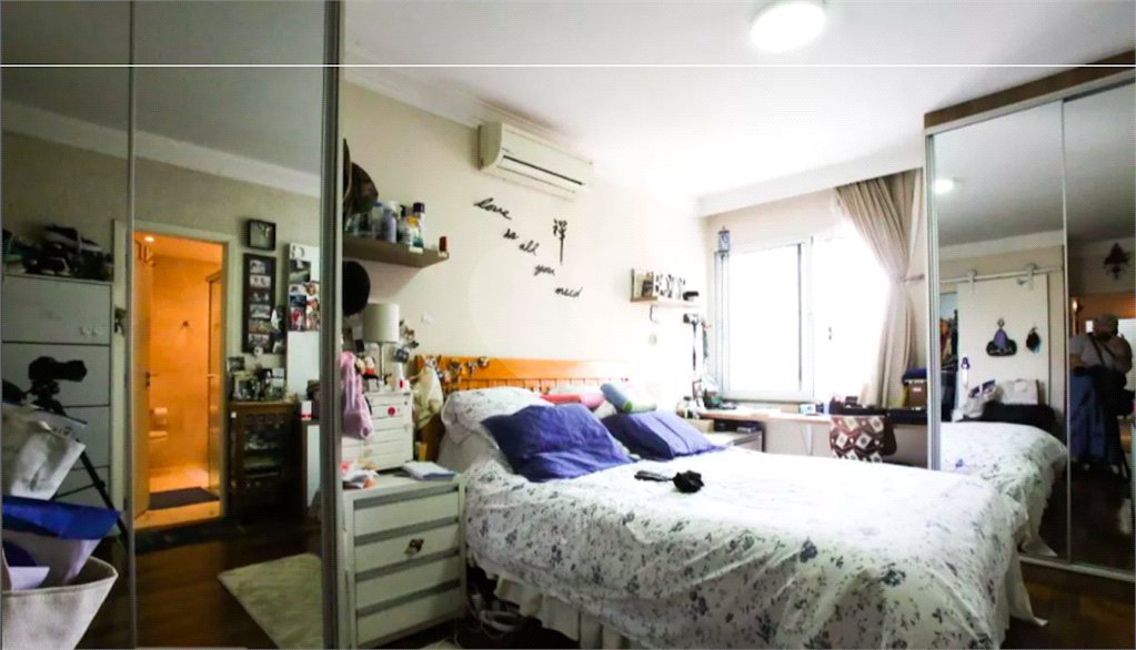 Apartamento à venda com 3 quartos, sendo 1 suíte, em Itaim Bibi, São Paulo, SP