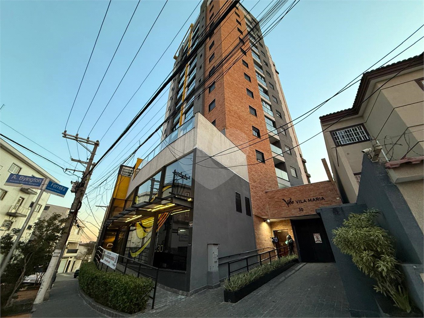 Apartamento à Venda na Vila Maria | 2 Dormitórios | Sacada Grill | Vista Livre | Vaga Coberta + Depósito