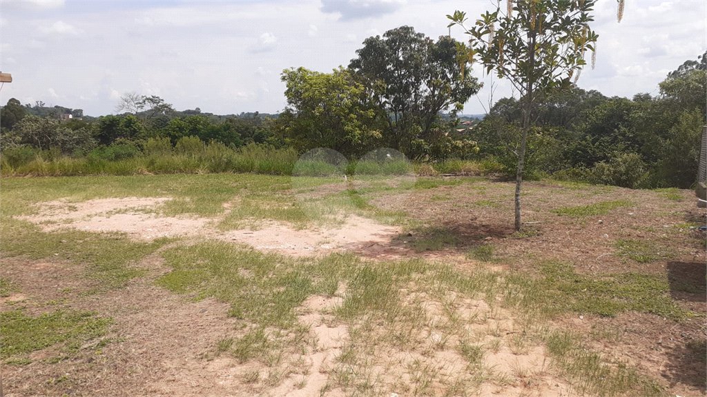 Chácara à venda com 4 quartos, sendo 1 suíte, em Vista Alegre, Vinhedo, SP