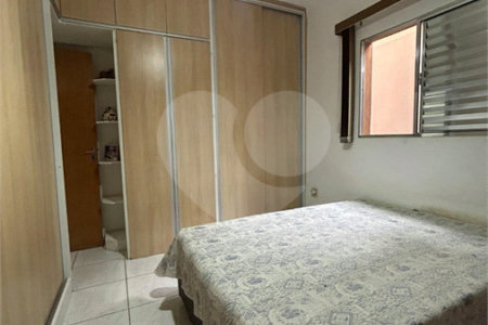 Sobrado à venda com 3 quartos, sendo 1 suíte,  em Jardim Regina, Indaiatuba, SP