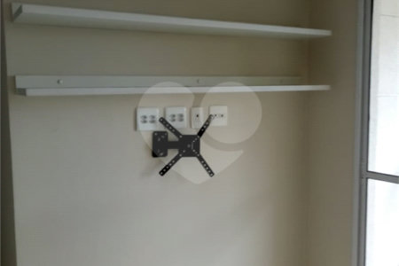 Apartamento à venda com 2 quartos em Vila Anastácio, São Paulo, SP
