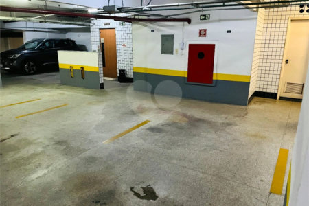 Apartamento à venda com 4 suítes em Vila Uberabinha, São Paulo, SP