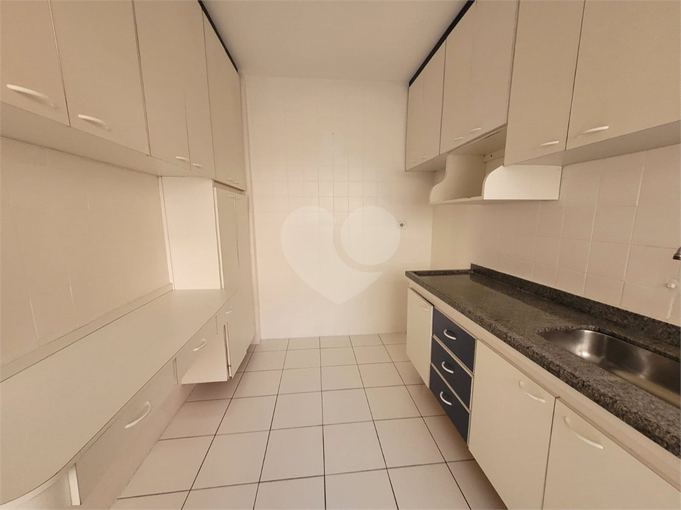 Apartamento à venda com 2 quartos em Vila Madalena, São Paulo, SP
