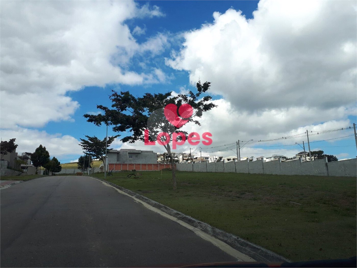 Terreno à venda no condomínio Monte Carlo, São José dos Campos - SP