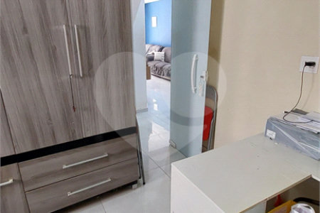 Casa à venda com 4 quartos, sendo 2 suítes, no condomínio Vivendas do Mendanha, Rio de Janeiro - RJ