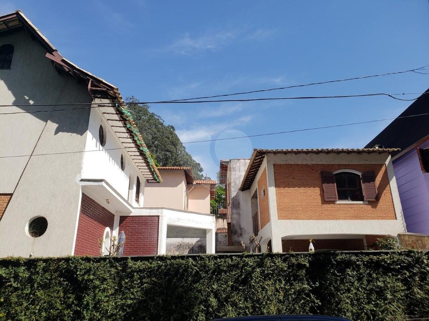 Sobrado à venda com 4 quartos, sendo 1 suíte, em Jardim Floresta, São Paulo, SP