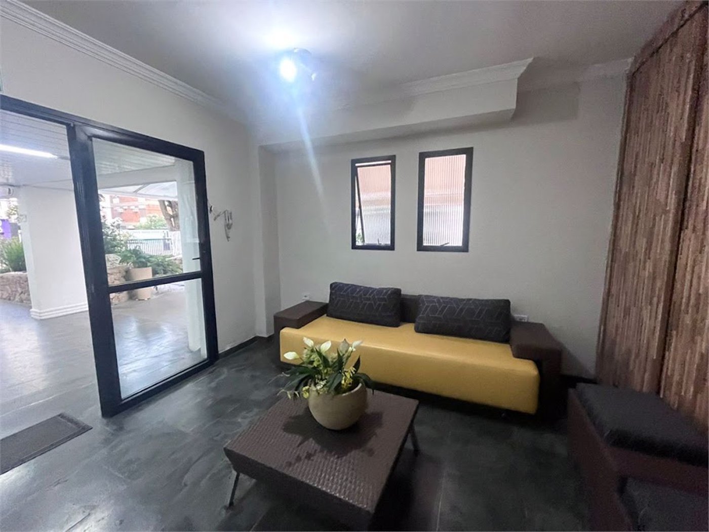Apartamento com 2 dormitórios à venda, 60 m² por R$ 330.000,00 - Jardim São Miguel - Guarujá/SP