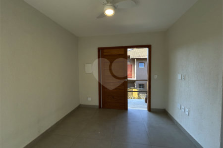 Apartamento à venda com 2 quartos, sendo 1 suíte, no Centro / Arraial D'ajuda, Porto Seguro, BA
