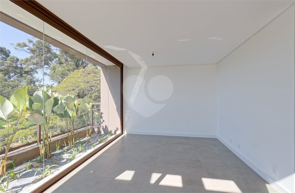 Casa à venda com 4 suítes no condomínio Casa Flora Badra, São Paulo - SP