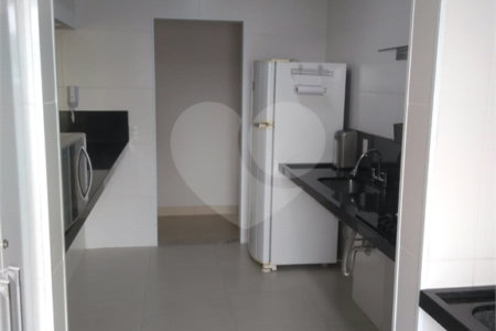 Apartamento à venda com 3 suítes em Pinheirinho, Vinhedo, SP
