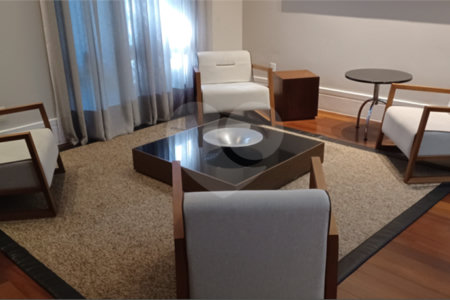 Apartamento à venda com 2 suítes em Parque do Morumbi, São Paulo, SP