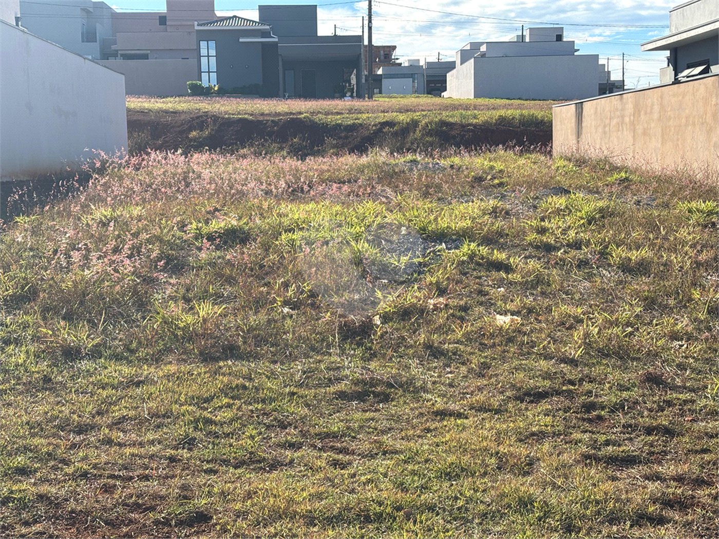 Terreno à venda em Loteamento Residencial Golden Ville, Itapetininga, SP