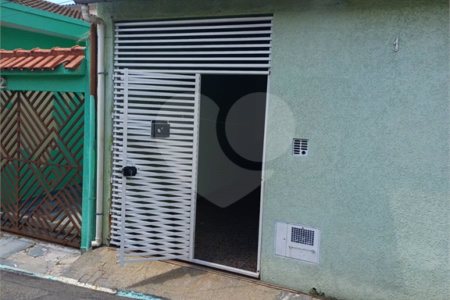 Casa à venda com 4 quartos em Vila Nivi, São Paulo, SP