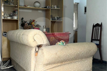 Casa Térrea à venda com 3 quartos em Jardim Dom José, São Paulo, SP