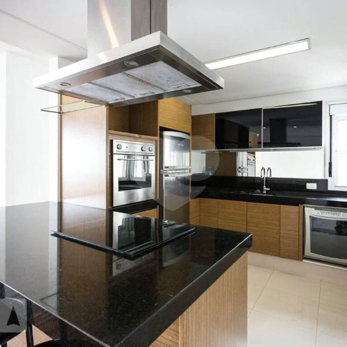 Apartamento à venda com 3 quartos, sendo 1 suíte, em Brooklin, São Paulo, SP