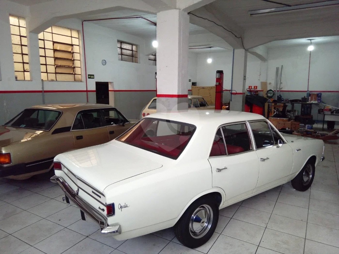 Prédio comercial 720m², 10 salas, 4 banheiros, à venda no centro de São Caetano do Sul