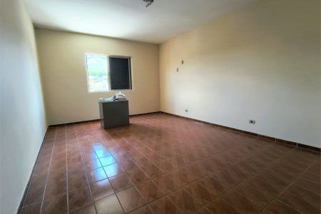Sobrado à venda com 3 quartos, sendo 1 suíte,  em Vila Polopoli, São Paulo, SP