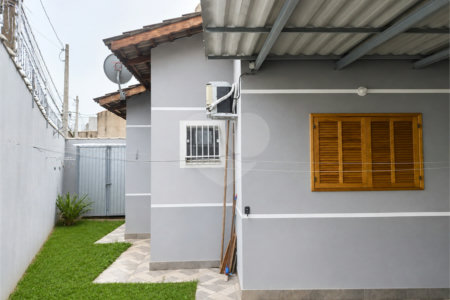 Casa à venda com 2 quartos, sendo 1 suíte, em Cidade Boa Vista, Suzano, SP