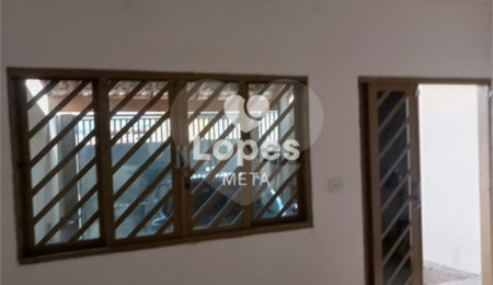 Casa à venda com 4 suítes no condomínio Jaguary, São José dos Campos - SP
