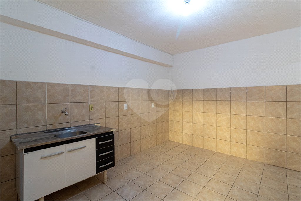 Casa à venda com 3 quartos, sendo 1 suíte, em Jardim Paris, São Paulo, SP