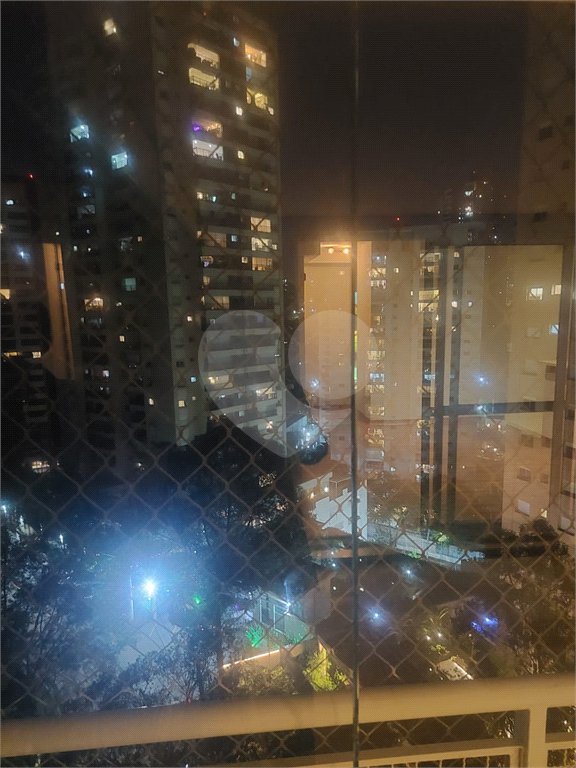 Apartamento à venda com 3 quartos, sendo 2 suítes,  em Vila Andrade, São Paulo, SP