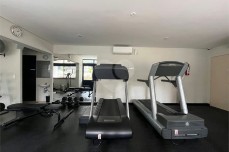 Apartamento à venda ou para alugar com 2 quartos, sendo 1 suíte,  em Itaim Bibi, São Paulo, SP