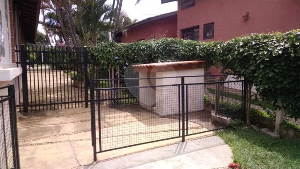 Casa à venda com 4 quartos, sendo 2 suítes, no condomínio Vinhas da Vista Alegre - Lado Sede, Vinhedo - SP