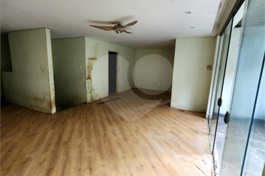 Casa à venda com 4 suítes no condomínio Alpes da Cantareira, Mairiporã - SP