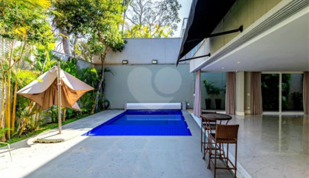 Casa à venda com 4 suítes no condomínio Hípica Garden, São Paulo - SP