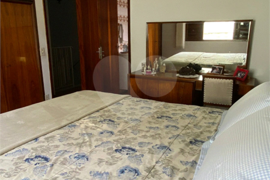 Sobrado à venda com 4 quartos, sendo 1 suíte, em Perdizes, São Paulo, SP