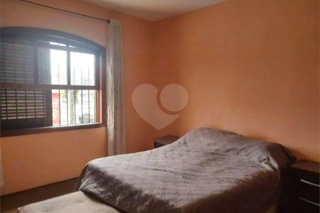 Sobrado à venda com 3 quartos, sendo 1 suíte,  em Jardim Ester, São Paulo, SP