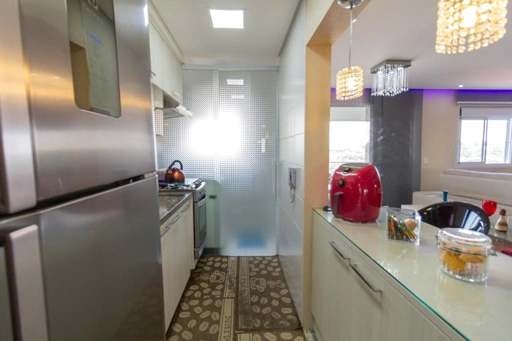 Apartamento à venda com 3 quartos, sendo 1 suíte, em Ferreira, São Paulo, SP