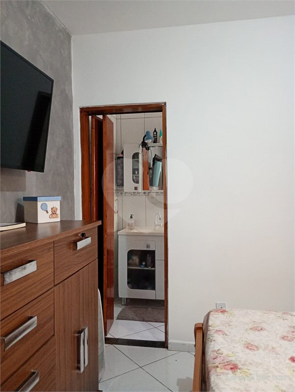 Casa à venda com 2 quartos, sendo 1 suíte,  em Jardim Cambuci, Mogi das Cruzes, SP