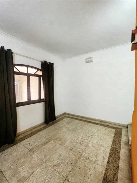 Sobrado à venda com 3 quartos, sendo 1 suíte, em Jardim das Vertentes, São Paulo, SP