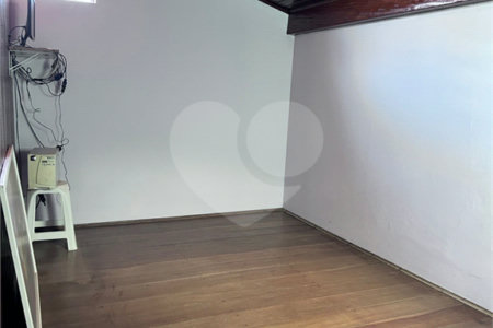 Casa à venda com 3 quartos, sendo 1 suíte, em Jardim do Lago, Jundiaí, SP