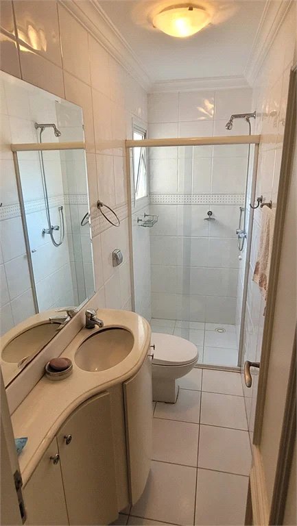 Sobrado à venda com 4 quartos, sendo 3 suítes, em Brooklin Paulista, São Paulo, SP