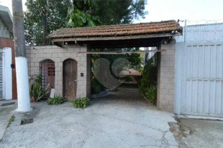 Casa à venda com 5 suítes em Capela do Socorro, São Paulo, SP
