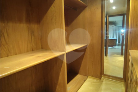 Apartamento à venda com 4 suítes em Moema, São Paulo, SP