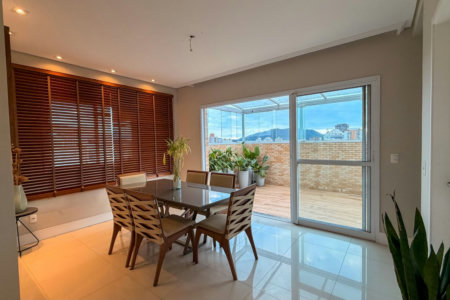 Cobertura Duplex com Vista para o Mar | 3 Suítes, SPA Privativo, Porteira Fechada e Lazer Completo