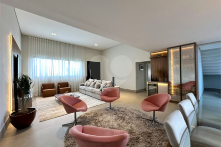 Casa à venda com 3 suítes no condomínio Villas do Golfe, Itu - SP