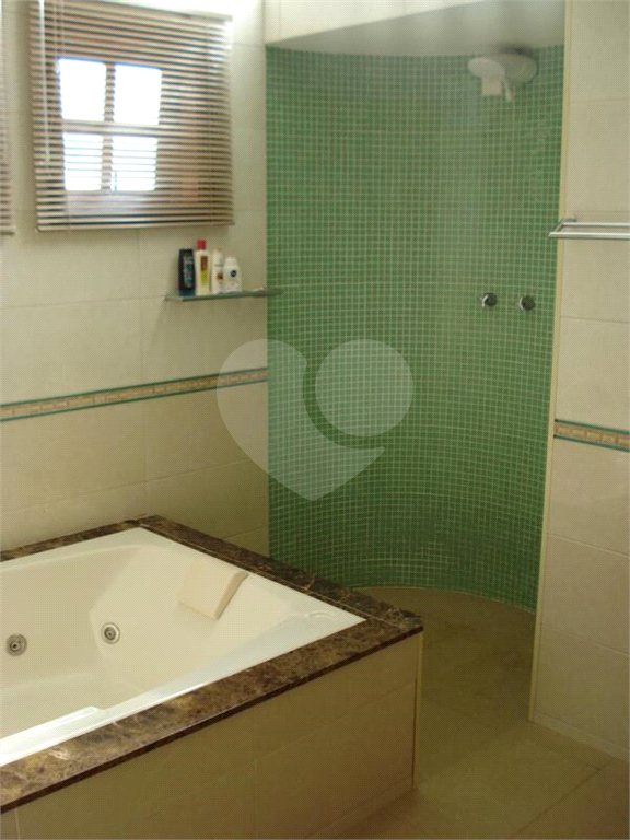 Casa à venda com 3 suítes no condomínio Fazenda Imperial, Sorocaba - SP
