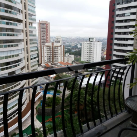 Apartamento à venda com 3 quartos, sendo 1 suíte, em Alto da Lapa, São Paulo, SP
