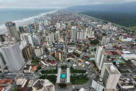 Apartamento à venda com 1 suíte em Caiçara, Praia Grande, SP
