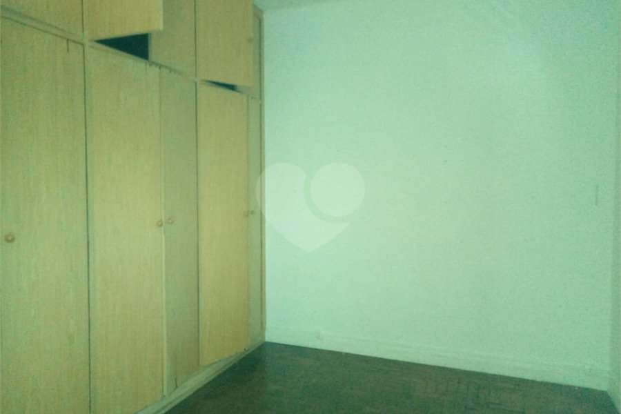 Sobrado à venda com 4 quartos em Jardim França, São Paulo, SP