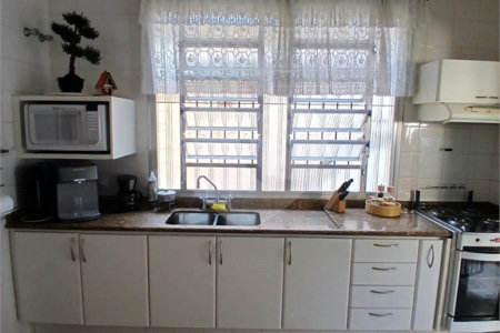 Sobrado à venda com 4 quartos, sendo 2 suítes, em Jardim Leonor, São Paulo, SP