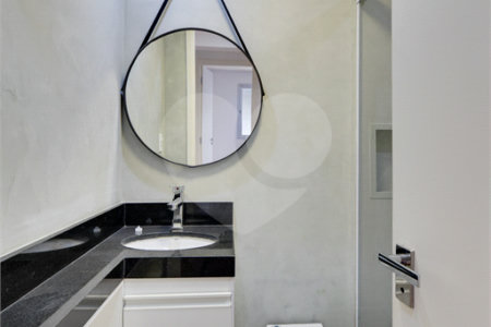 Apartamento à venda com 2 quartos, sendo 1 suíte, em Santo Amaro, São Paulo, SP