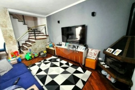 Casa à venda com 5 quartos, sendo 3 suítes, em Jardim Ester, São Paulo, SP
